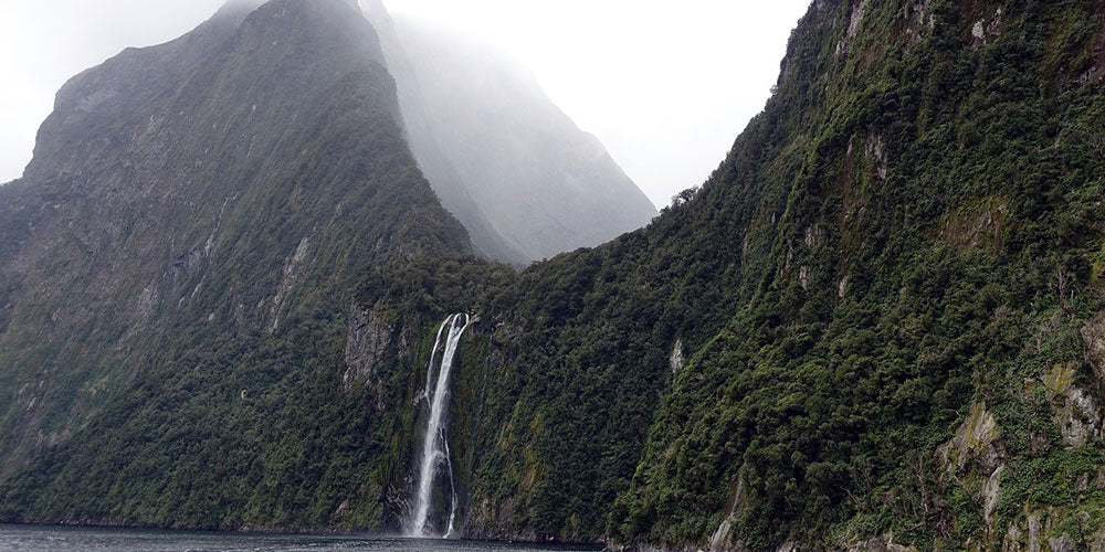 Why Waterproof and Fogproof Optics Matter in New Zealand Winter