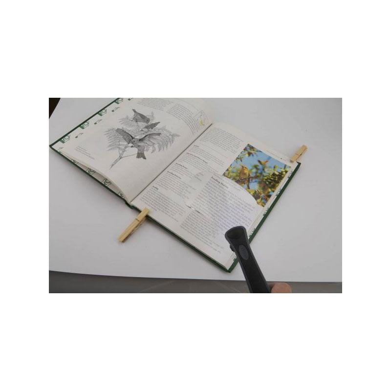 Carson RimFree Rectangle 2x LED Lighted Magnifier in use